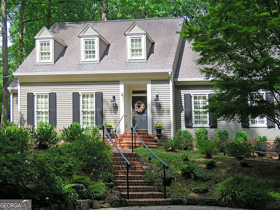 5th image of 4464 Woodland Brook Dr SE
