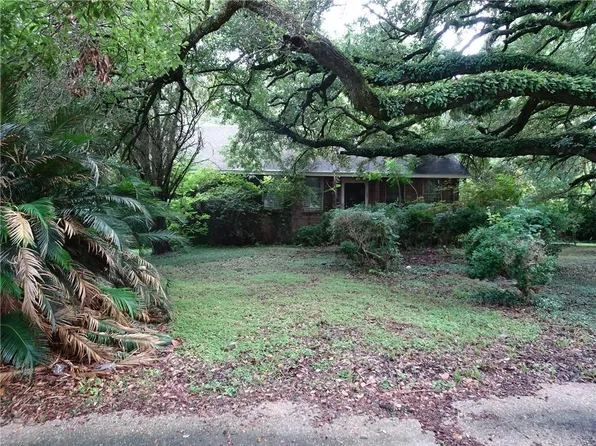 107 Neil Ave, New Orleans, LA 70131