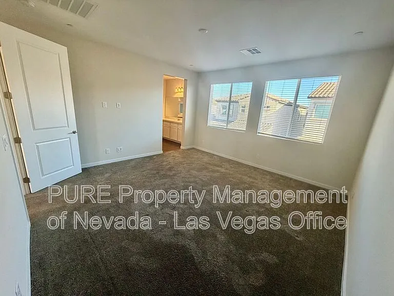 10661 Valletta Ave — Photo 31