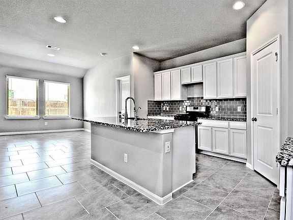 5th image of 5550 Pleasant Falls Dr