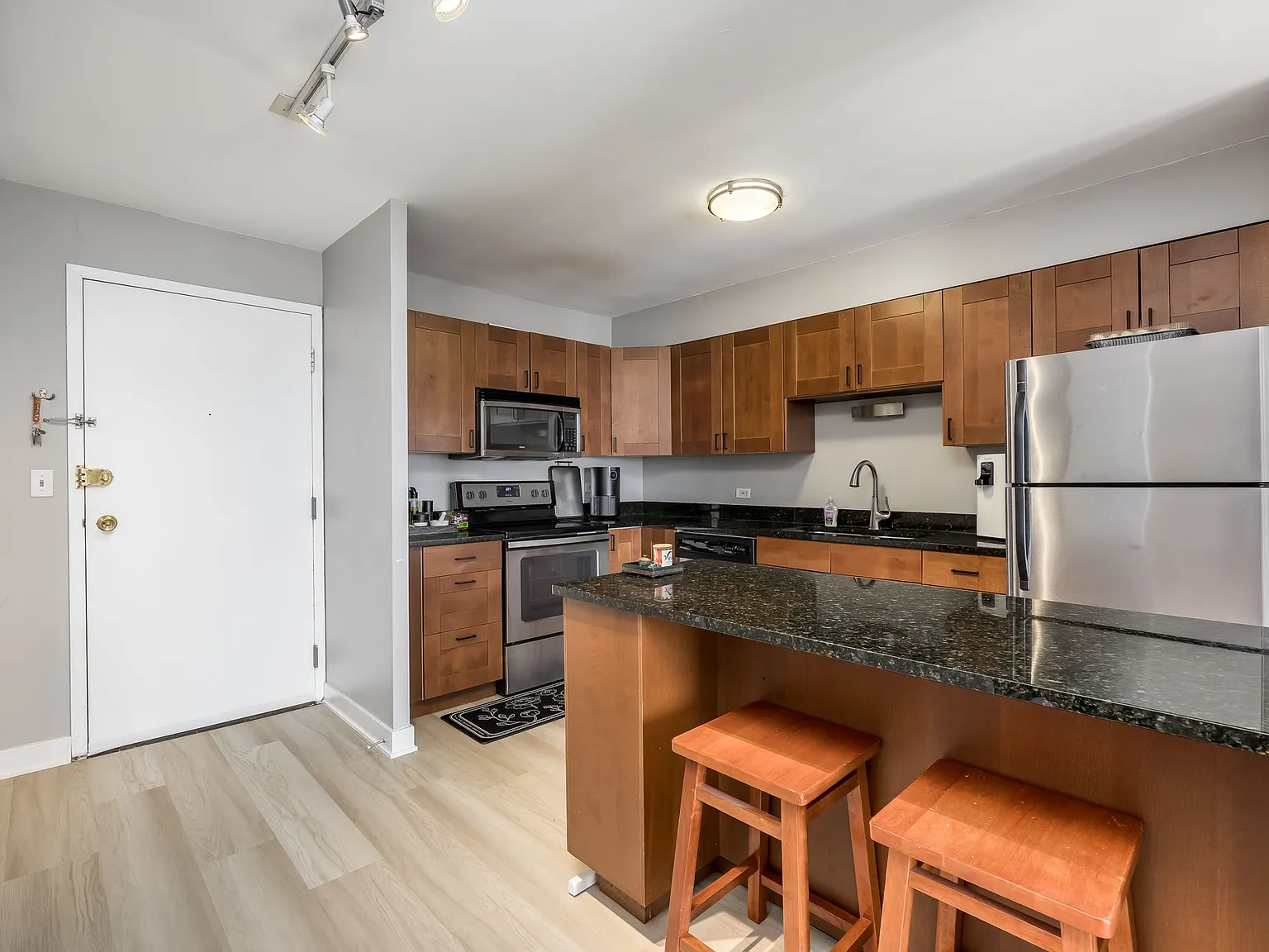 1 bed, $2,750 — Photo 4