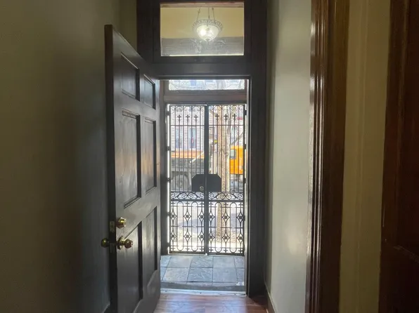 1708 Saint Paul St, Baltimore, MD 21202