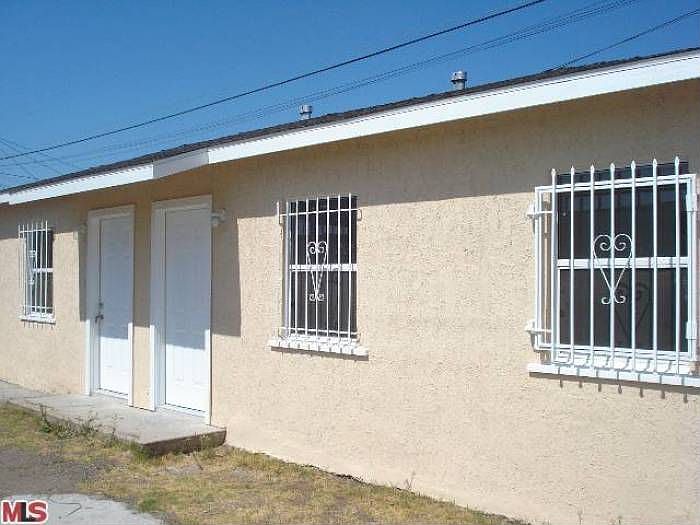 1st image of 11315 Doty Ave