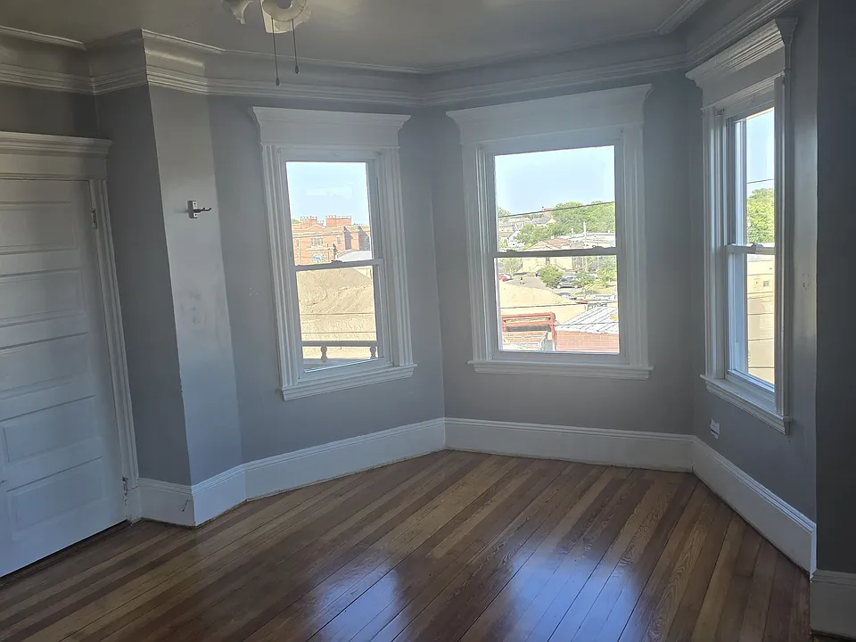373 Bolton St #2