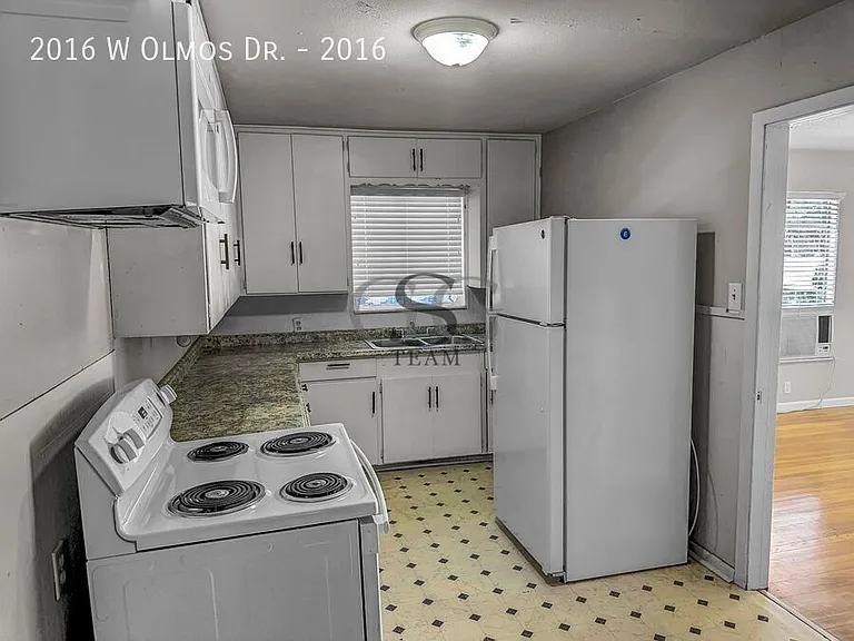 2016 W Olmos Dr #2016 — Photo 6