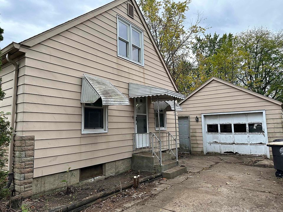 2nd image of 1513 Rosemont Dr