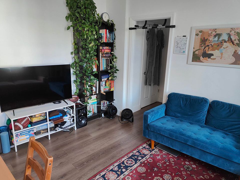 1st image of 235 2nd Ave APT 2B