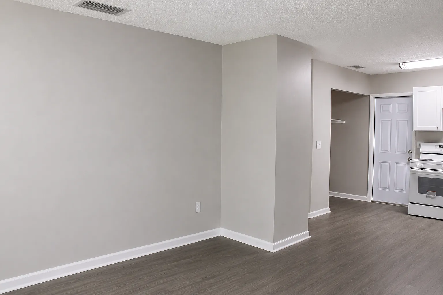 1 bed, 575 sqft, $1,750 — Photo 4