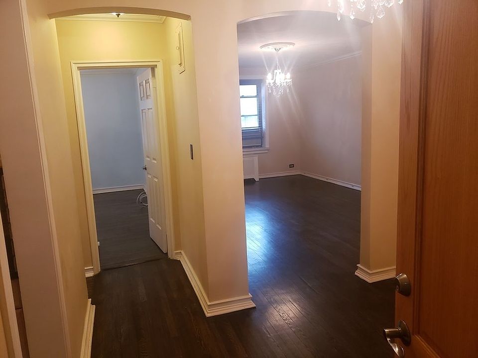 1st image of 76-07 Ditmars Blvd #1A