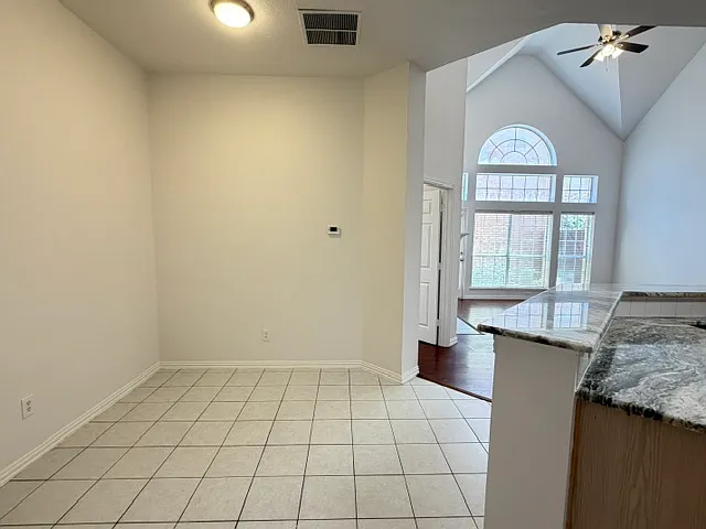 8404 Pipe Stone Dr — Photo 9
