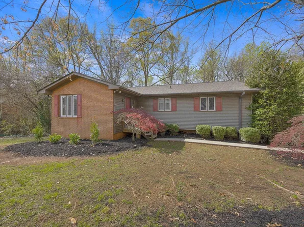 405 Bent Creek Dr, Greer, SC 29650