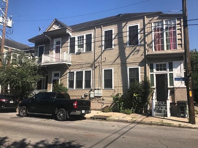 1st image of 1637 2nd St #1/2