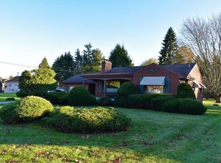 295 Park Dr, Campbell, OH