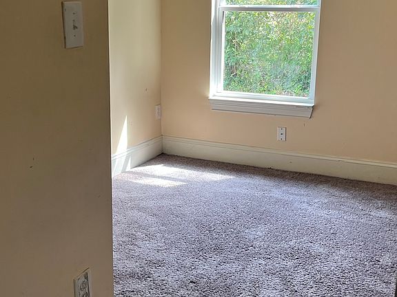 4th image of 309 W Sullivan St