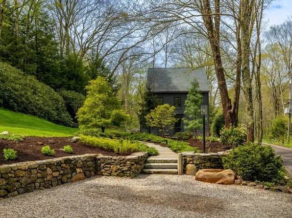 6 Mill Road, Woodbury, CT 06798
