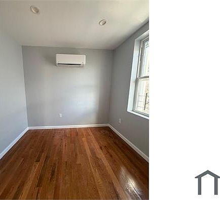 3rd image of 1014 E 224th St APT 2