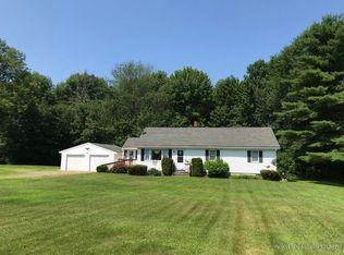 918 Brunswick Rd, Richmond, ME 04357