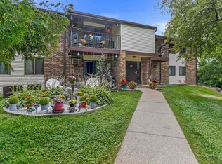 1015 N Sunnyvale Ln E, Madison, WI 53713