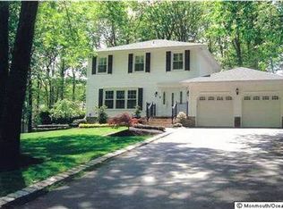 5 Manalapan Woods Dr, Manalapan, NJ