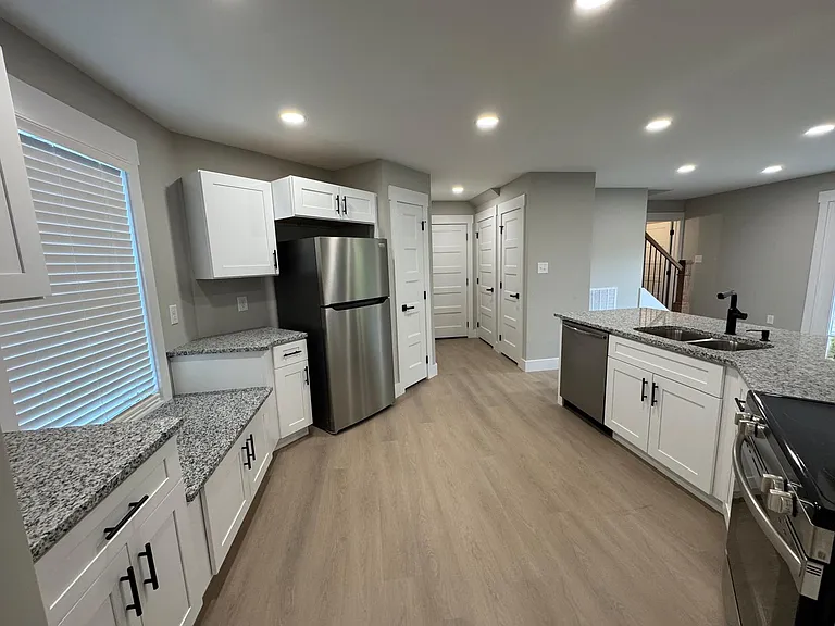 7705 Fox Valley Ln — Photo 5