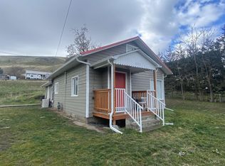 1212 4th St, Asotin, WA 99402