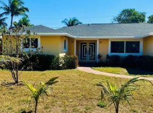 2826 Floral Rd, Lake Worth, FL 33462