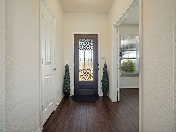 4th image of 145 Prairie Meadows Ct