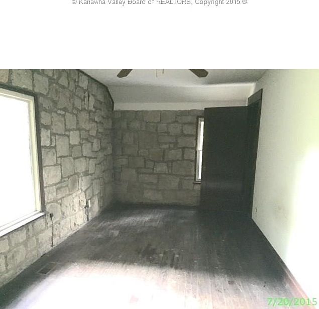 2nd image of 2305 Spring Valley Dr
