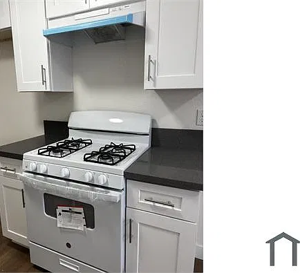 17914 Sherman Way — Photo 3