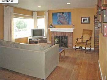 5th image of 637 40th St