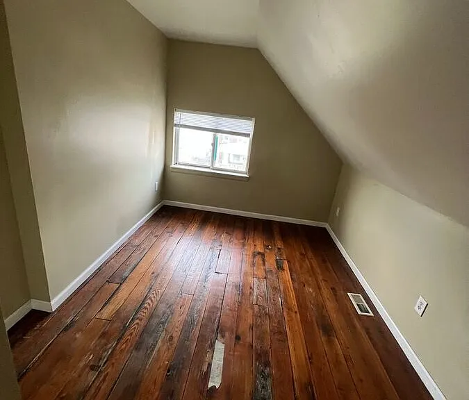 171 Chittenden Ave — Photo 2