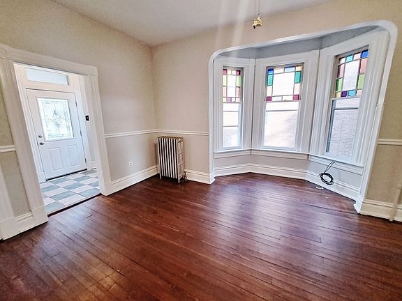 5th image of 20 Eichelberger St #1B-1BA-750SQFT