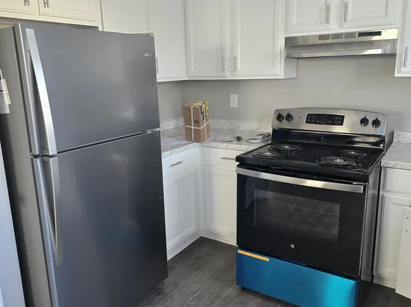 207 Midland Ave, Syracuse, NY 13202