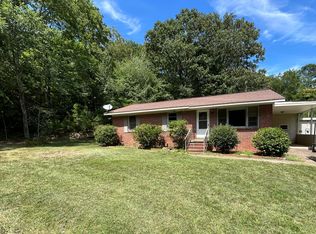 14 Dogwood Ave, Anniston, AL 36201