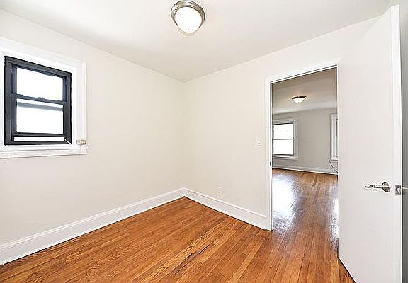 5th image of 60 W 8th St APT 4C