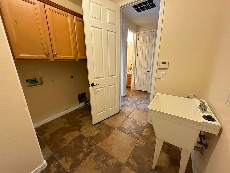 4524 W Rushmore Dr — Photo 12