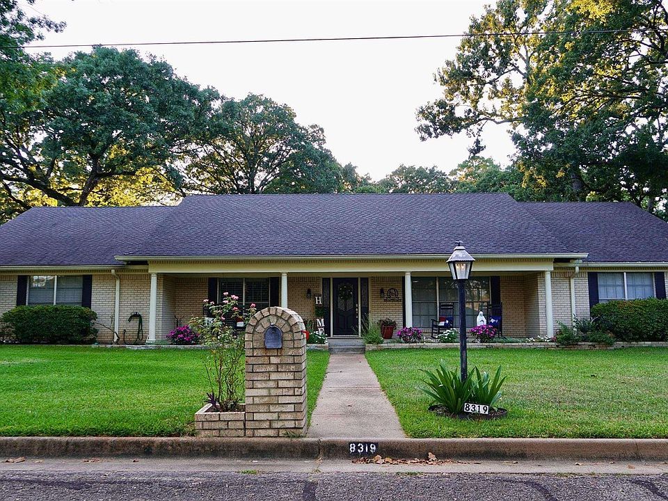 1st image of 8319 Oxford Dr