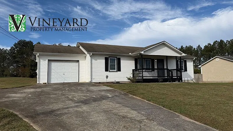 3 bed, 2.0 bath, 1050 sqft, $1,750 — Photo 4