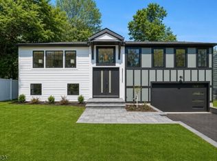 3 Marlo Rd, Livingston, NJ 07039