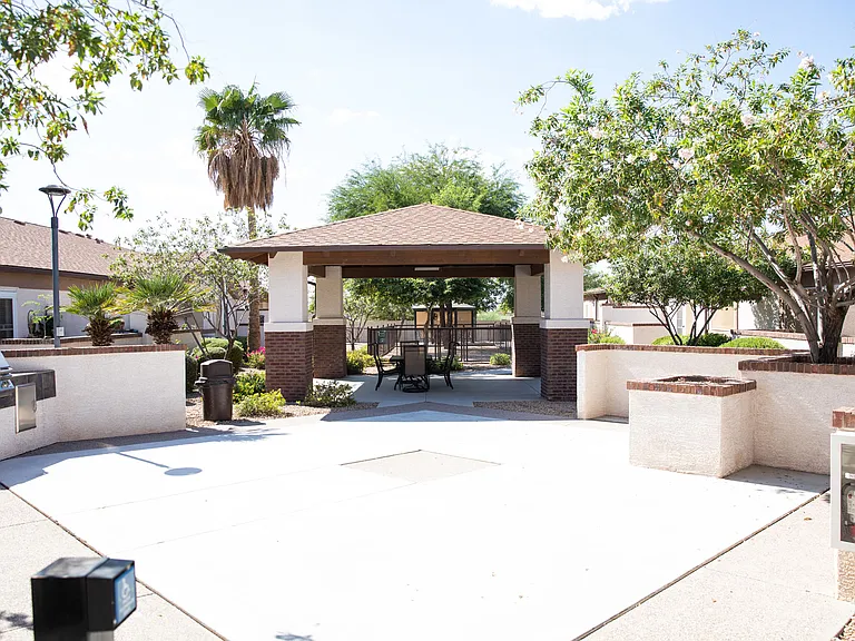 Heritage Glen Apartments — Photo 10