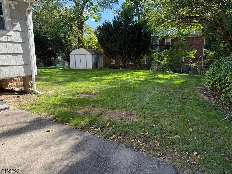 3 bed, 1.5 bath, $3,000 — Photo 3