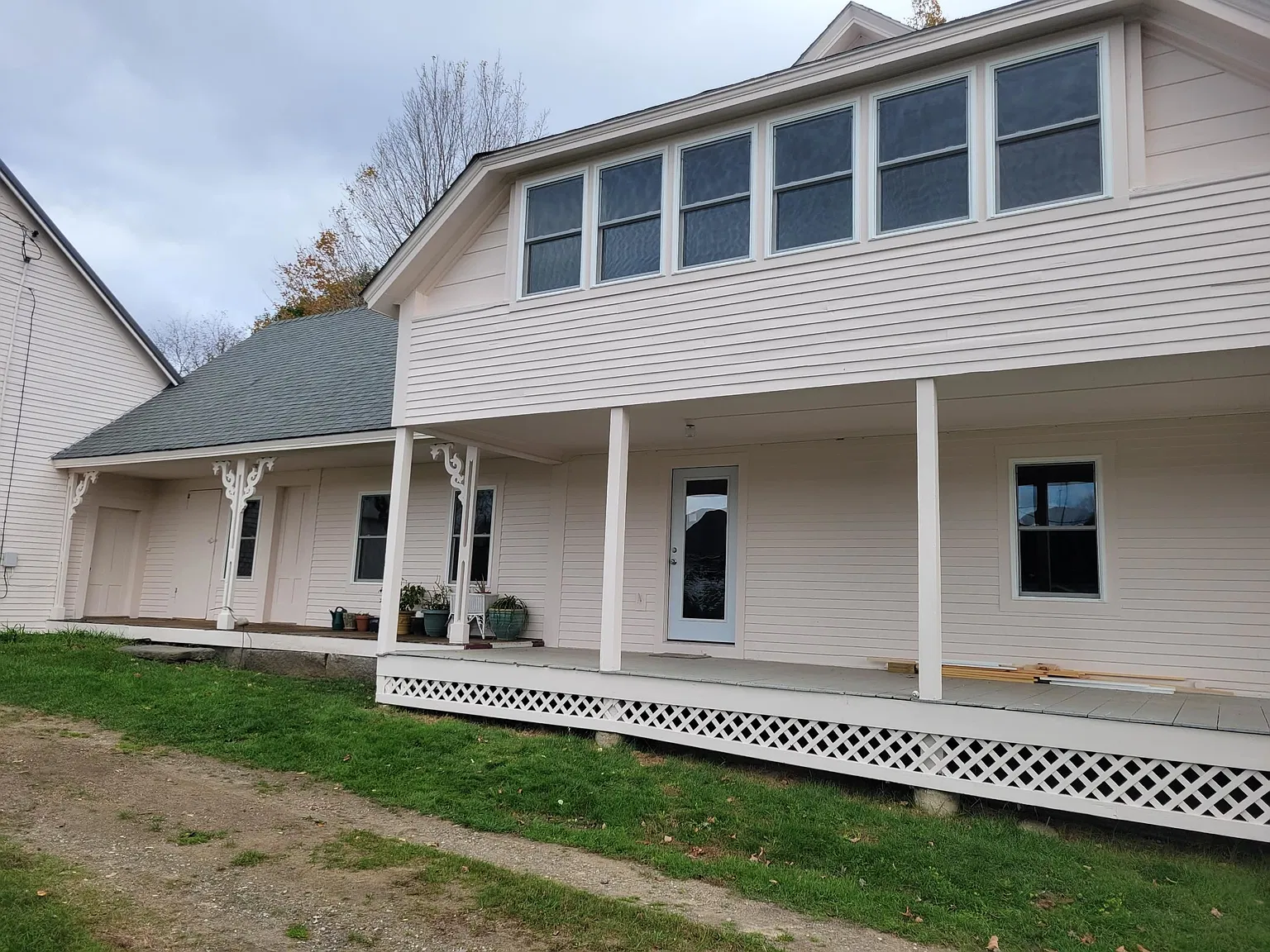 3 bed, 1.0 bath, 2641 sqft, $2,100 — Photo 3