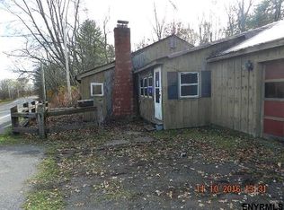 351 Gansevoort Rd, Fort Edward, NY 12828