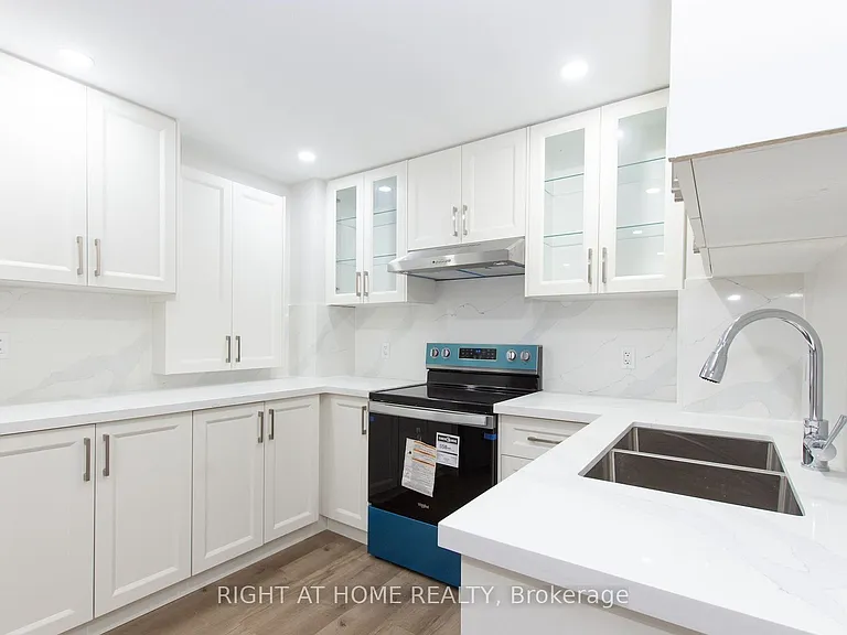 1112 Solomon Ct #BASEMENT — Photo 5