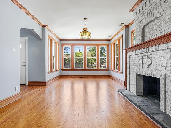 3rd image of 5256 W Cuyler Ave