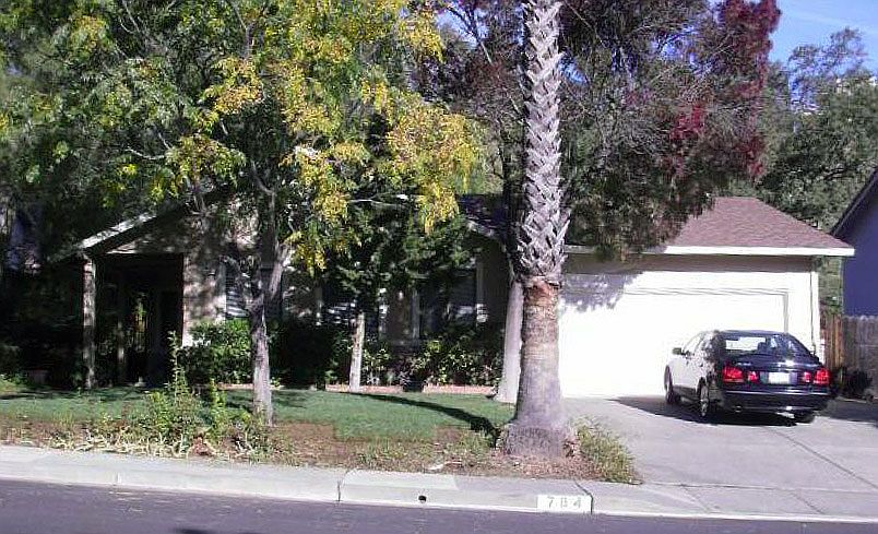 1st image of 784 Buck Ave