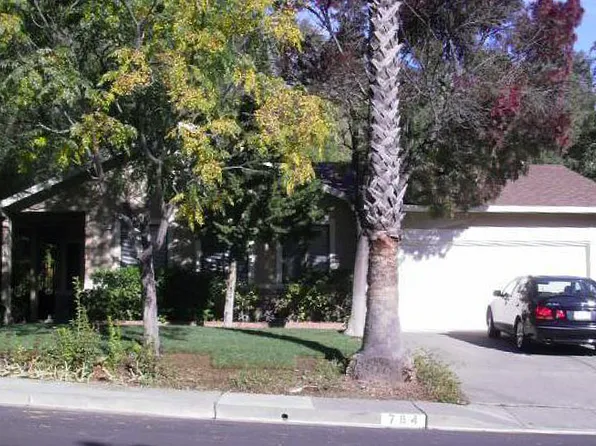 784 Buck Ave, Vacaville, CA 95688