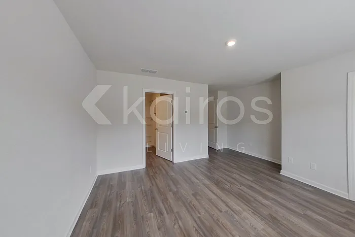 325 Ironwood Ct — Photo 8