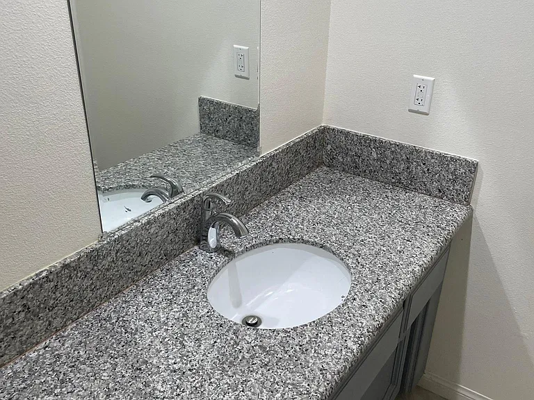 8600 Lime Ave — Photo 15