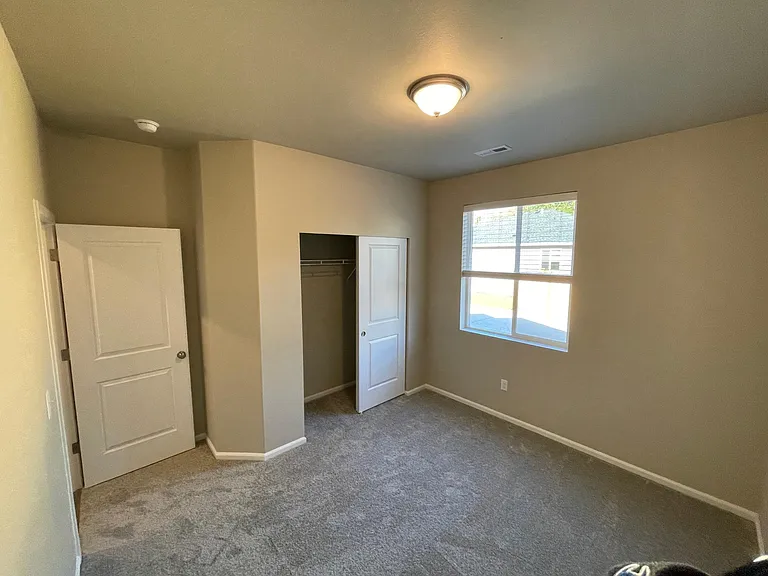 13510 327th Ct SE — Photo 11